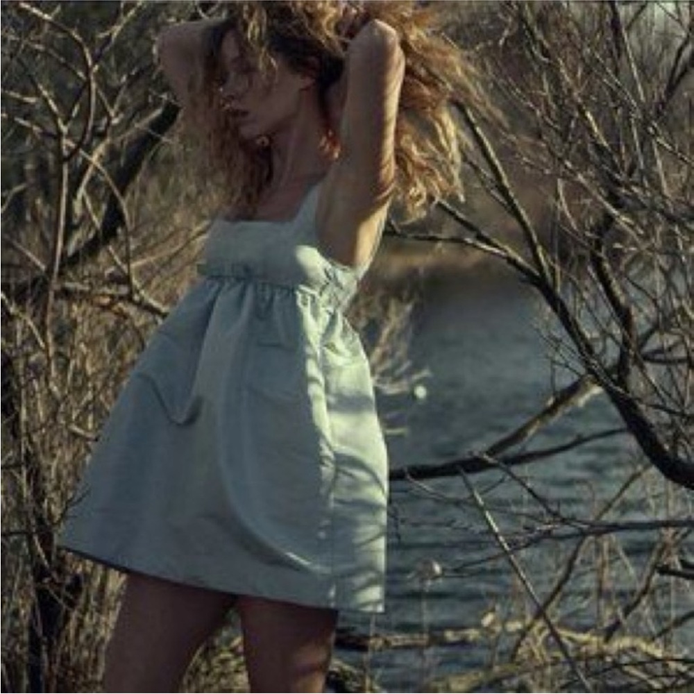 ISO Doen Caitrin Dress